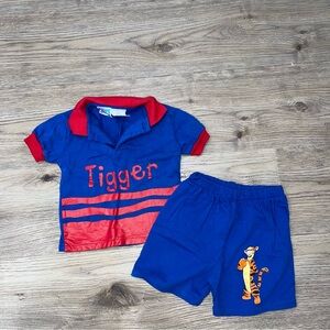 VTG Tigger Outfit